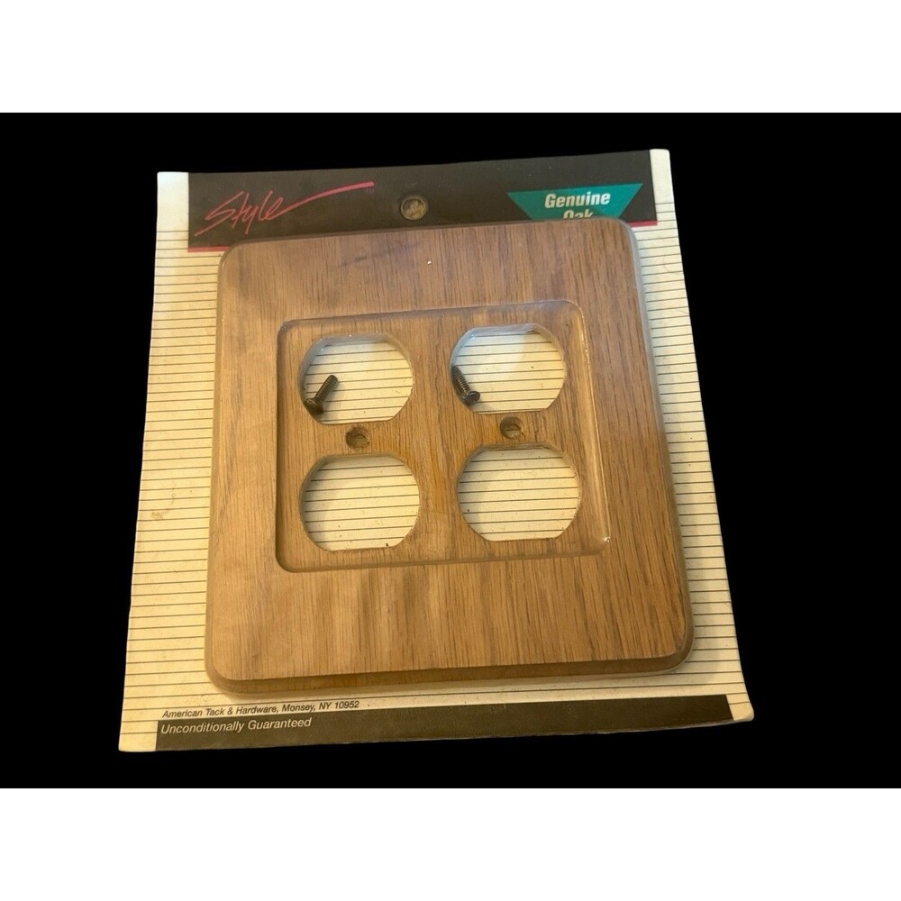 Vtg American Tack & Hardware Style Solid Oak 4 Outlet Electrical Wall Plate NOS